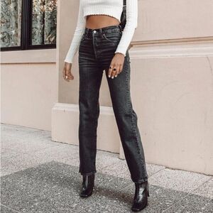 Levi's Ribcage Straight Ankle Jeans 25